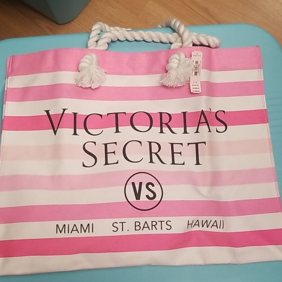 3 Victoria's Secret totes new - Picture 4 of 8